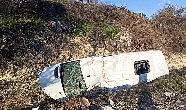 Öğrenci servisi dere yatağına devrildi: 5 yaralı