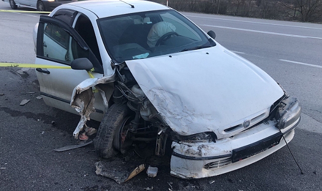Öğrenci servisi ile otomobil çarpıştı! 11 yaralı