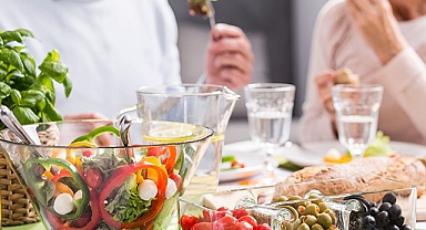 Oruç tutarken sağlıksız beslenme kilo aldırabilir