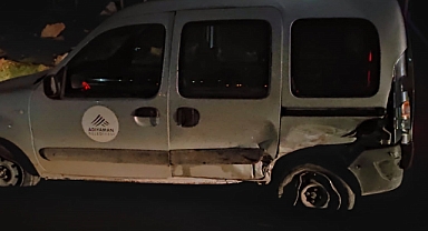 Otomobil ile hafif ticari araç çarpıştı: 2 yaralı