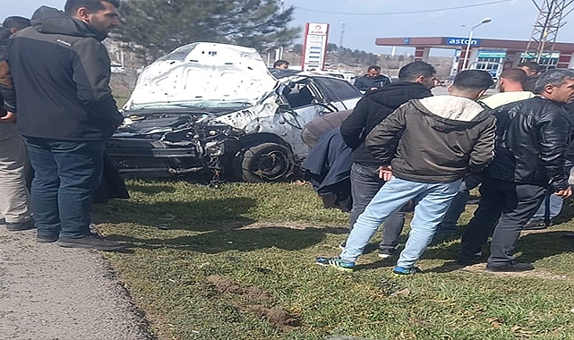 Otomobil takla atığı anlar kameraya yansıdı