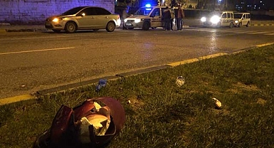 Otomobilin çarptığı motosiklet sürücüsü kurtarılamadı