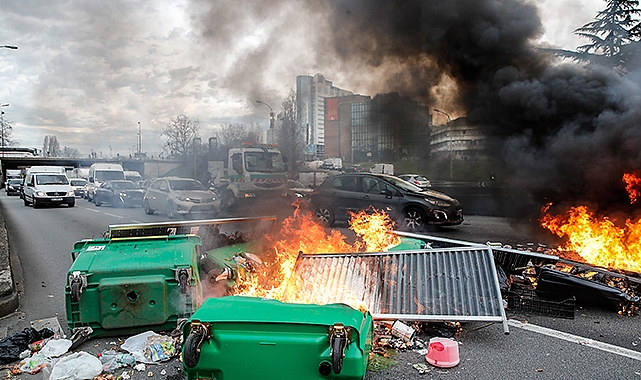 Paris sokakları yeniden karıştı: 61 gözaltı