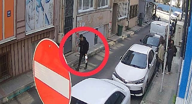 Sahte polis emekli öğretmeni dolandırdı