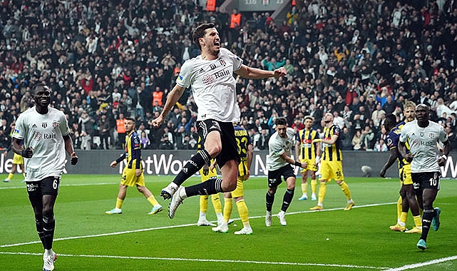 Salih Uçan’ın performansı dikkat çekti