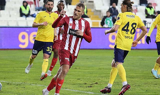 Samu Saiz ligdeki gol sayısını 2 yaptı
