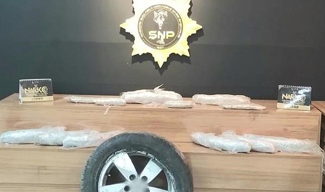 Şanlıurfa'da durdurulan araçta uyuşturucu ele geçirildi