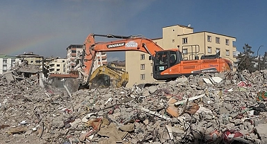 Yıkılan binalara ilişkin soruşturmada 1 şüpheli yakalandı