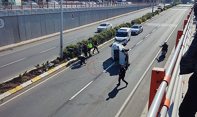 Abide Köprülü Kavşağında kaza: 2 yaralı