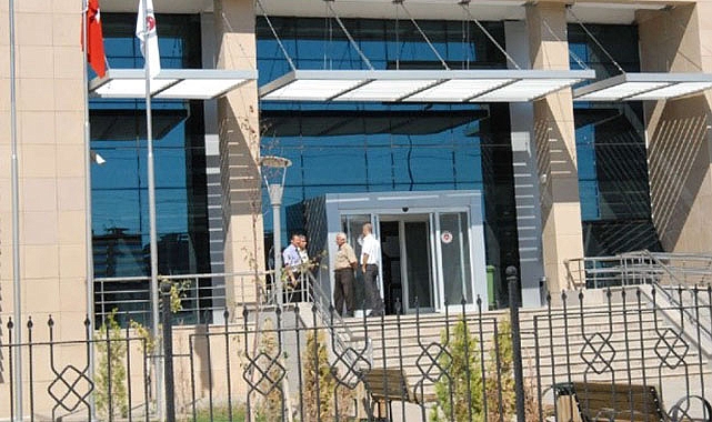 Deprem soruşturmasında 3 kişi tutuklandı