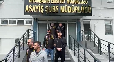 Depremzedelerin evlerini soyan hırsızlar yakalandı
