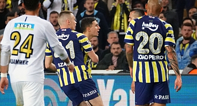 Emre Mor, Sivas deplasmanında cezalı duruma düştü