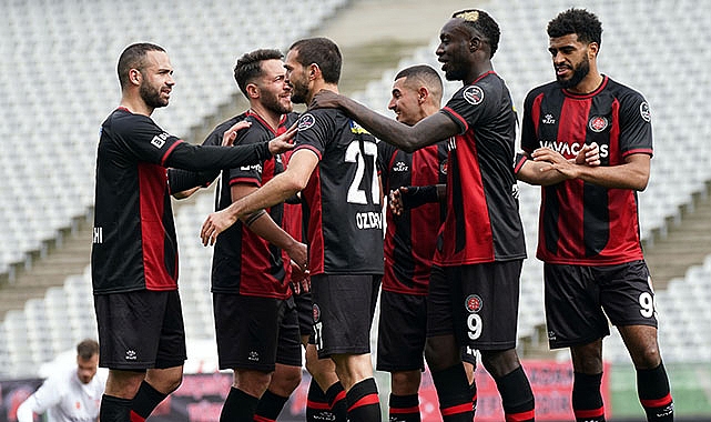 Fatih Karagümrük, ligde yenilmezlik serisini 11 maça çıkardı