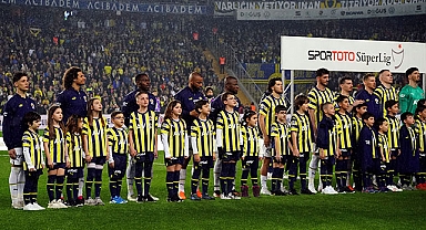 Fenerbahçe Beşiktaş karşısında 5 değişiklik yaptı
