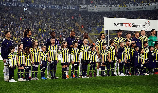 Fenerbahçe Beşiktaş karşısında 5 değişiklik yaptı