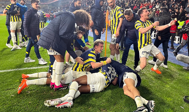 Fenerbahçe geriden gelerek kazandı