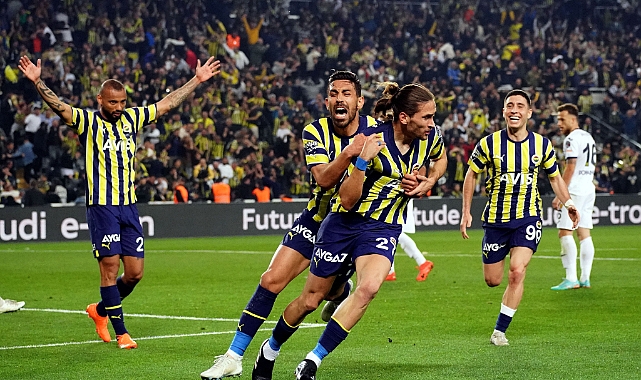 Fenerbahçe, geriye düştüğü maçlarda 20 puan topladı
