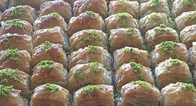 Haftada iki porsiyondan fazla tatlı tüketilmemeli