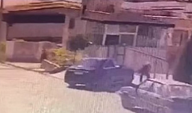İki grup arasında silahlı kavga kamerada
