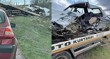 İki otomobil çarpıştı: 1 ölü, 4 yaralı