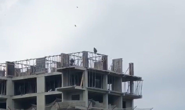 İnşat işçisinin tehlikeli anları