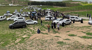 Mezarlık ziyaretinde iki aile arasında kavga