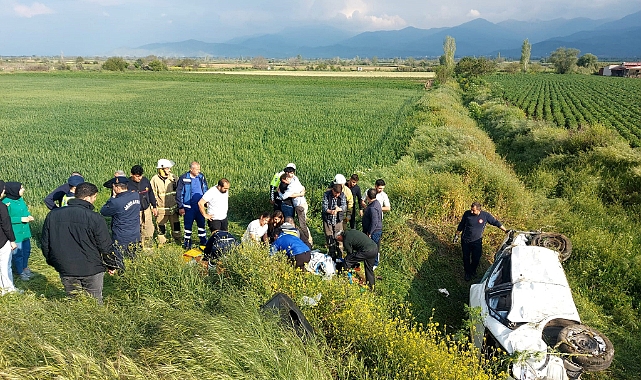 Otomobil şarampole yuvarlandı: 1 ölü, 3 yaralı