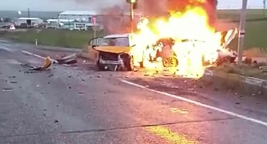 Otomobiller kavşakta çarpıştı: 8 yaralı