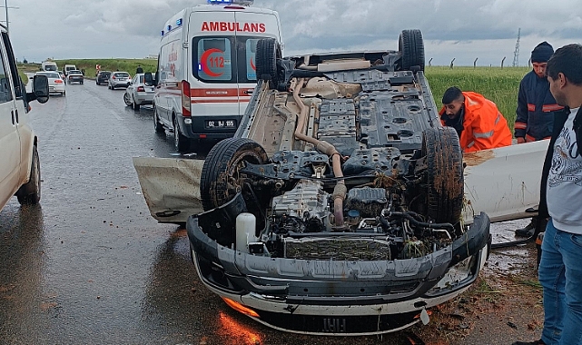 Takla atan otomobilin sürücüsü yaralandı