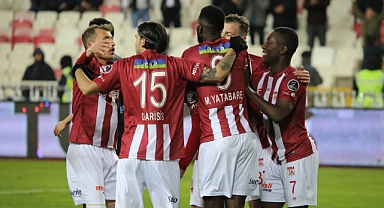 Trabzonspor’u yenen Sivasspor, 9. galibiyetini aldı