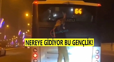 Trafikte pes dedirten görüntü