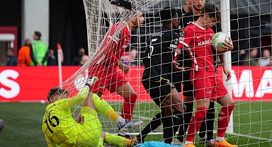 UEFA Avrupa Ligi ve Konferans Ligi'nde yarı finalistler