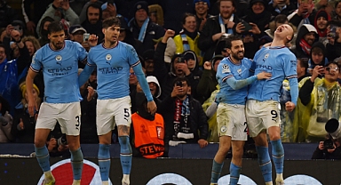 UEFA Şampiyonlar Ligi: Benfica: 0 - Inter: 2