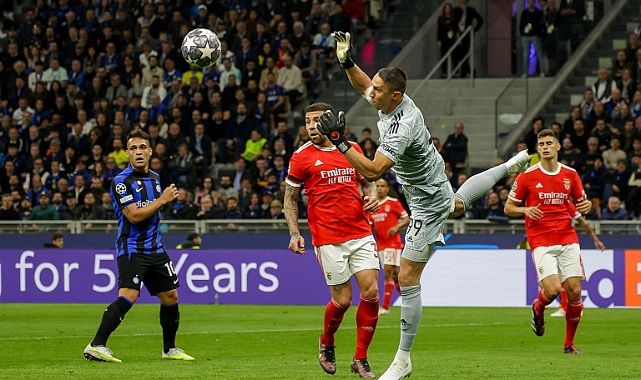 UEFA Şampiyonlar Ligi: Inter: 3 - Benfica: 3