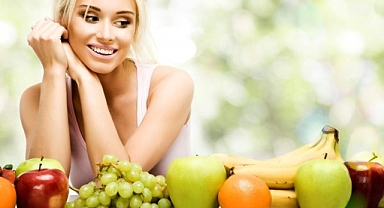 Yaza kilo vererek girmek için: "Su, lifli besin, spor