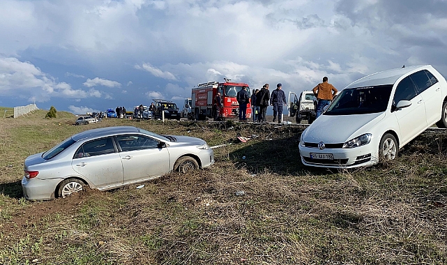 4 aracın karıştığı kazada 1 kişi öldü 8 kişide yaralandı