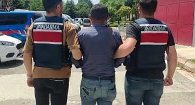 Çok sayıda kaçak malzeme ve uyuşturucu bulundu