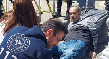 Bankadan para çeken kişiyi gasp ettiler