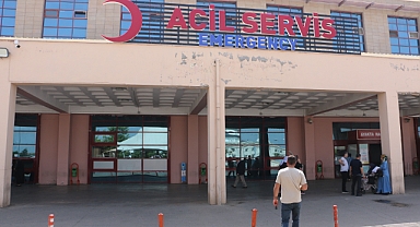 Bunalıma giren adam, eşini öldürüp sonra intihar etti