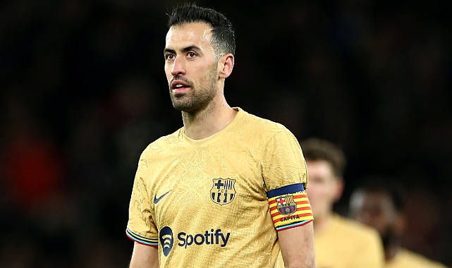 Busquets, Barcelona ile 718 maça çıktı ve 31 kupa kazandı