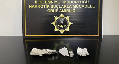 Urfa'da şüphelenen şahsın üzerinde uyuşturucu çıktı