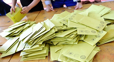 Cumhurbaşkanlığı Kabinesi meclise girmeyi başardı