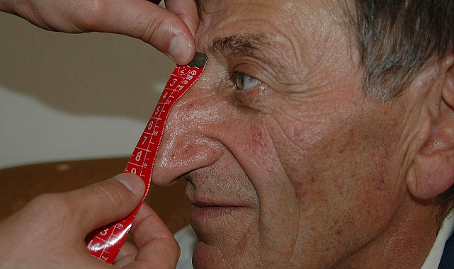 Dünyanın en uzun burunlu adamı hayatını kaybetti