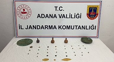 Durdurulan araçta çok sayıda tarihi eser ele geçirildi