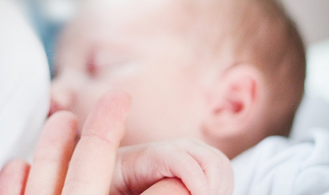 Emzirmek anne ve bebek arasındaki bağı güçlendirir