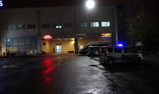 Hasarlı binanın duvarı çöktü: 1 ölü