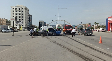 Hatay'da zincirleme kaza! Yaralılar var