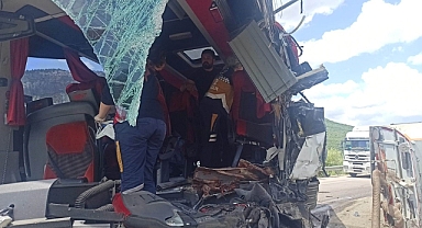 Konya’da feci kaza! Ölü ve yaralılar var