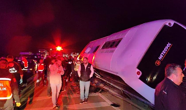 Öğrencileri taşıyan tur otobüsü kaza yaptı: Ölü ve yaralılar