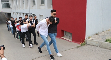 “Sazan sarmalı” yöntemiyle 1 milyon liralık vurgun: 7 tutuklama